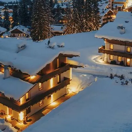 Villa 6br Stunning Chalet With Traditional Feel