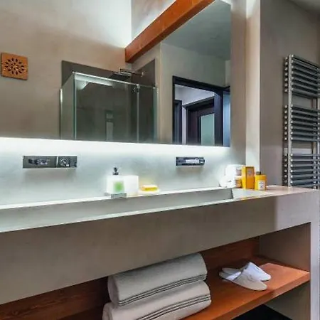 6br Stunning Chalet With Traditional Feel Cortina d'Ampezzo