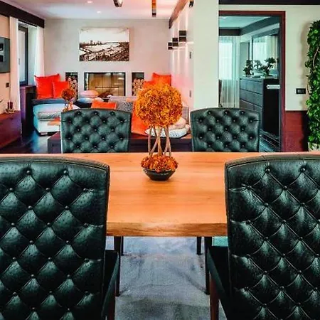 6br Stunning Chalet With Traditional Feel * Cortina d'Ampezzo