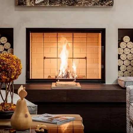 6br Stunning Chalet With Traditional Feel Villa Cortina d'Ampezzo