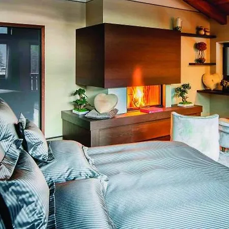 Villa 6br Stunning Chalet With Traditional Feel Cortina d'Ampezzo